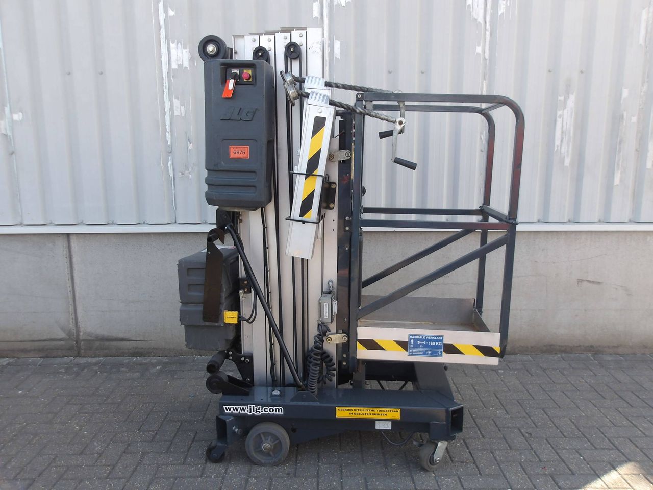 JLG 25AM Electric Mast Lift 9.67m 2018