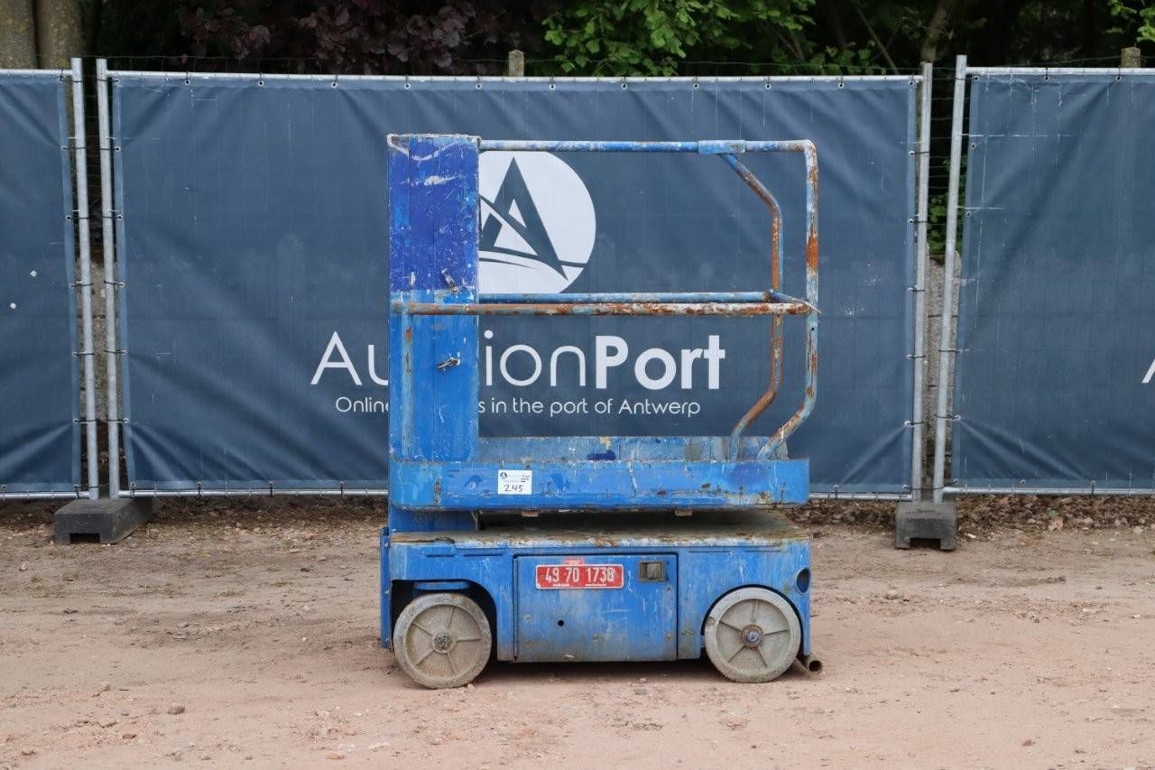 Mast lift Albert Entreprise Electric 1997