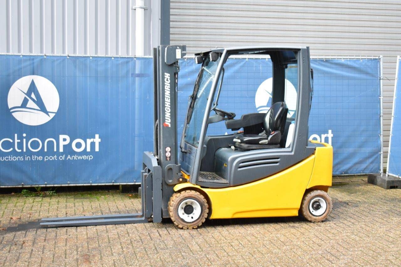 Forklift Jungheinrich EFG320 Electric 1900kg
