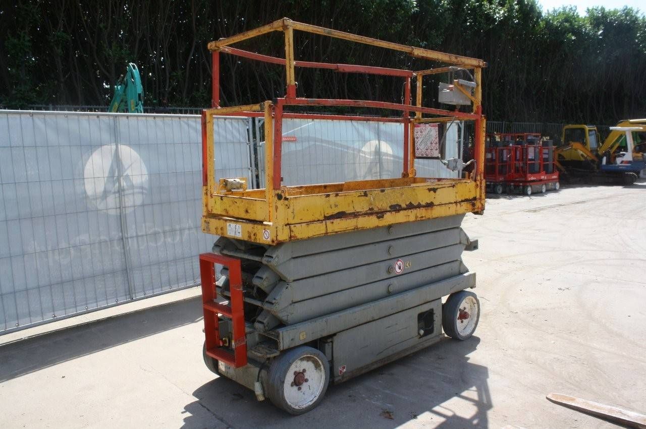 Skyjack 3226 Electric Scissor Lift 9.92m 2017