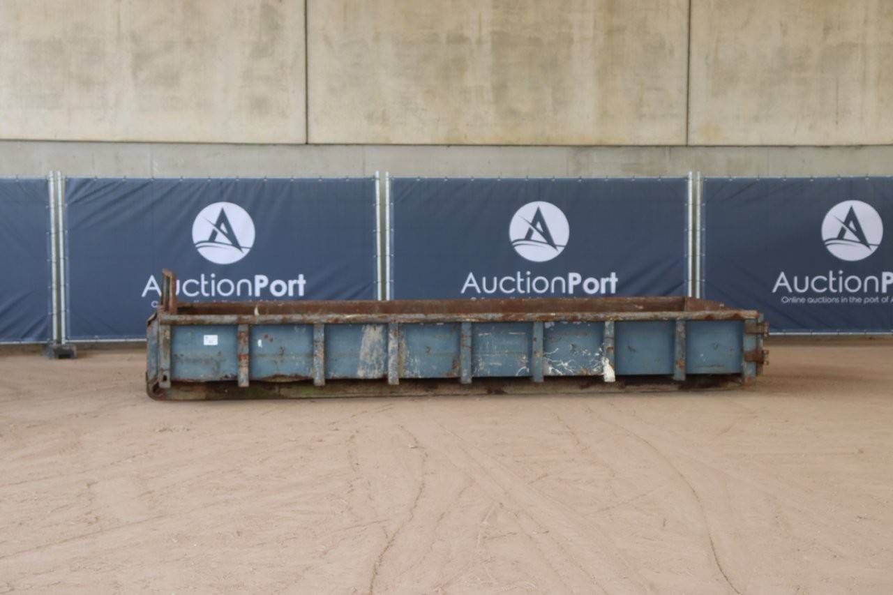 Container