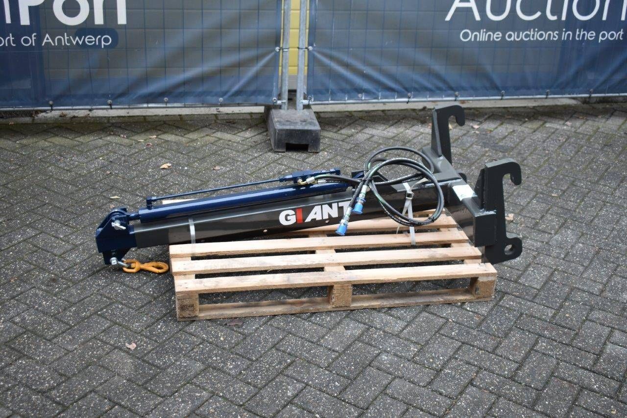 Hoist Giant New