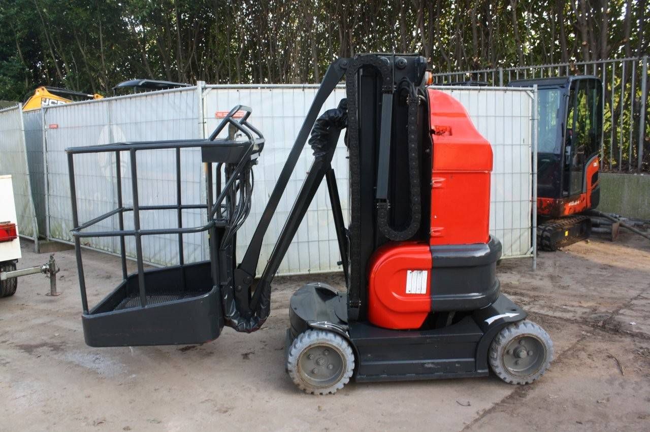 Mast lift ATN PIAF 880R Electric 8.8m 2011