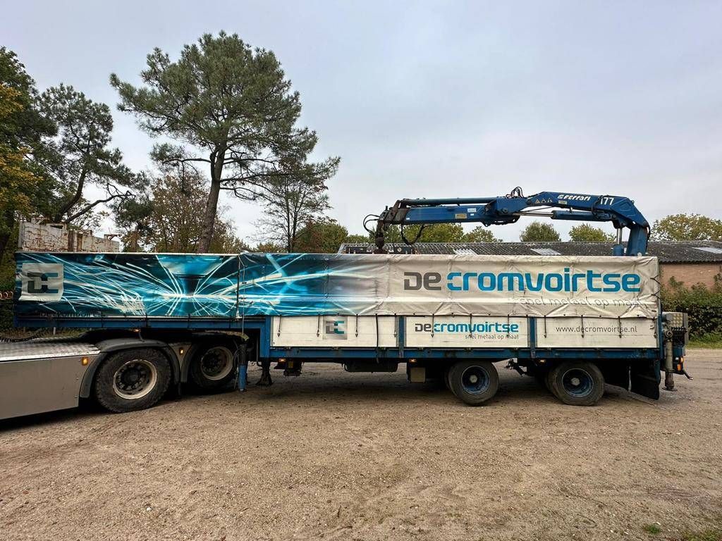 Truck mounted crane Ferarri 177 32500kg