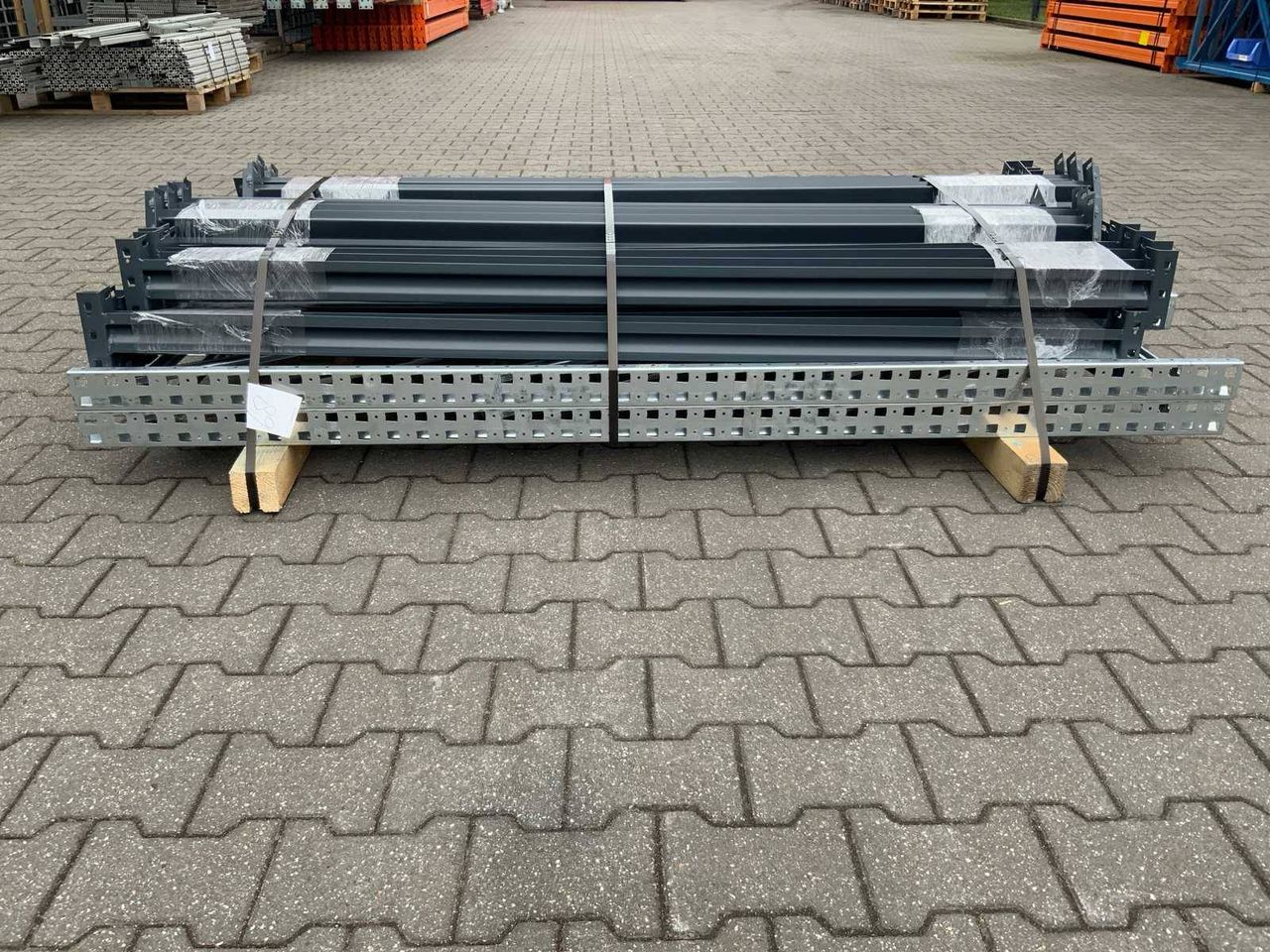 Warehouse rack 1750x500x1990mm 32x5 New