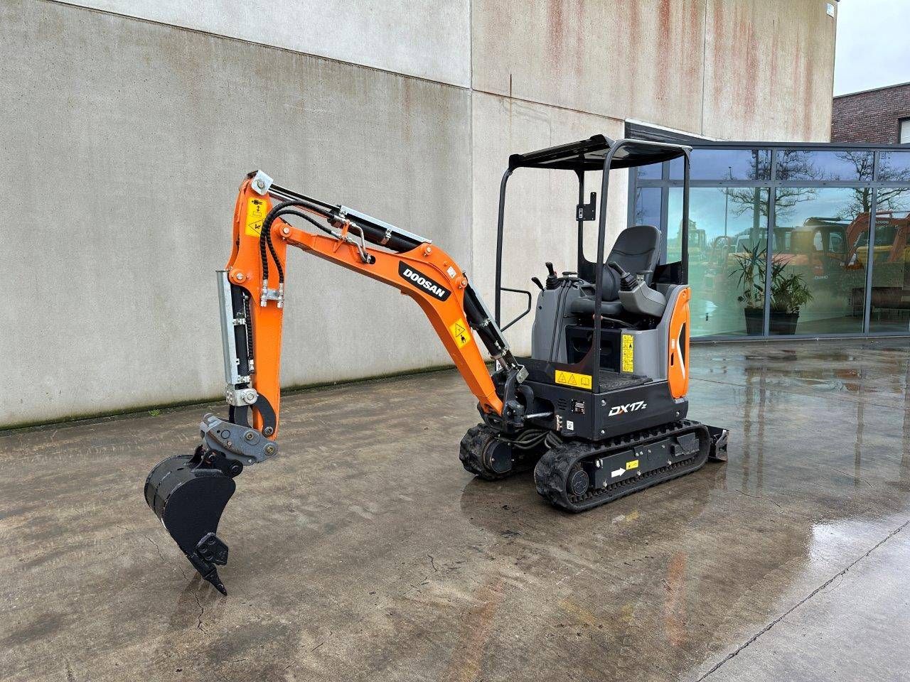 Mini digger Doosan DX17Z Diesel 