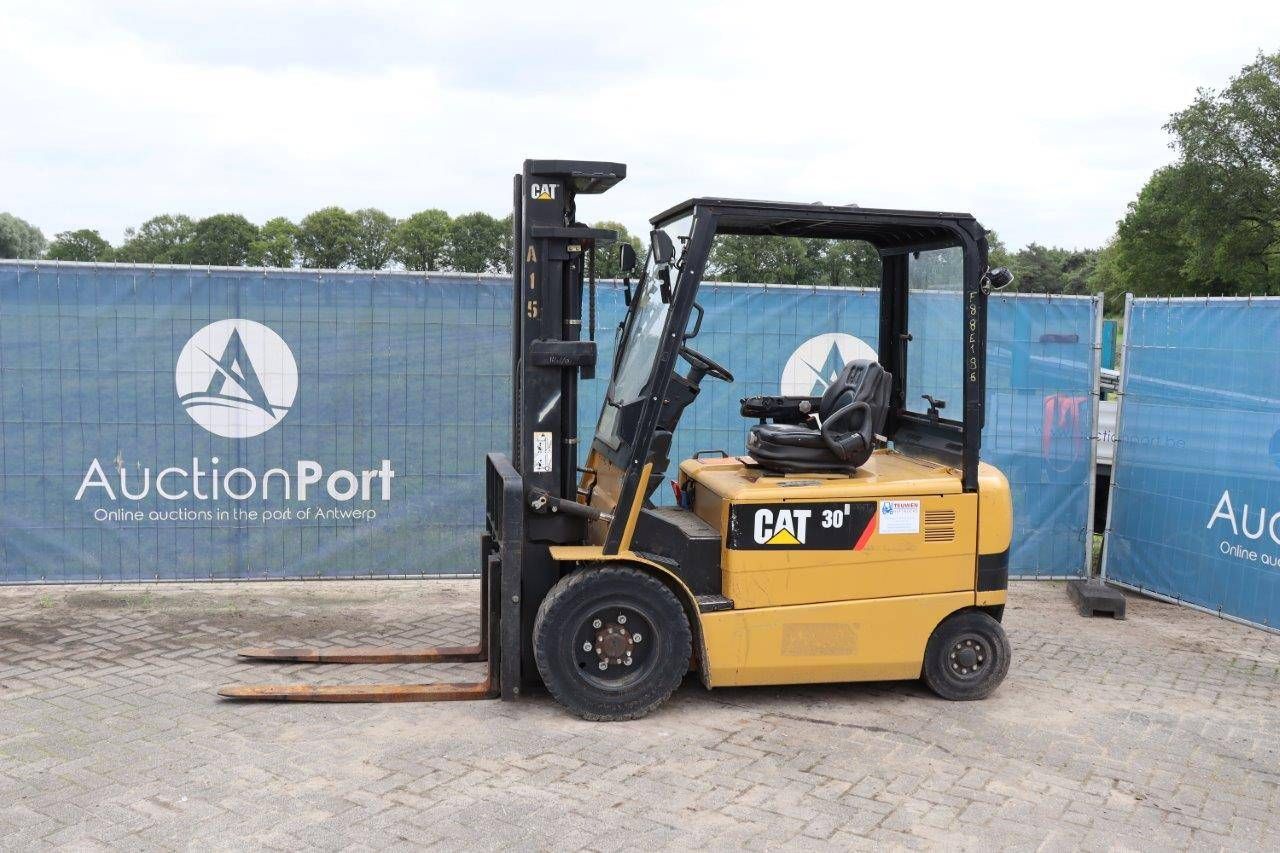 Forklift Caterpillar EP30K Electric 3000kg