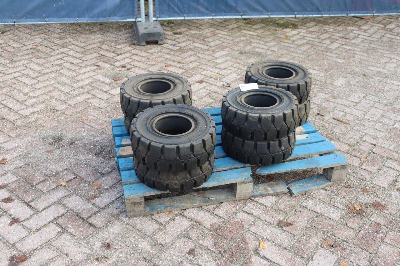 Batch of tires Supersolid 16.6-8 8 pieces New