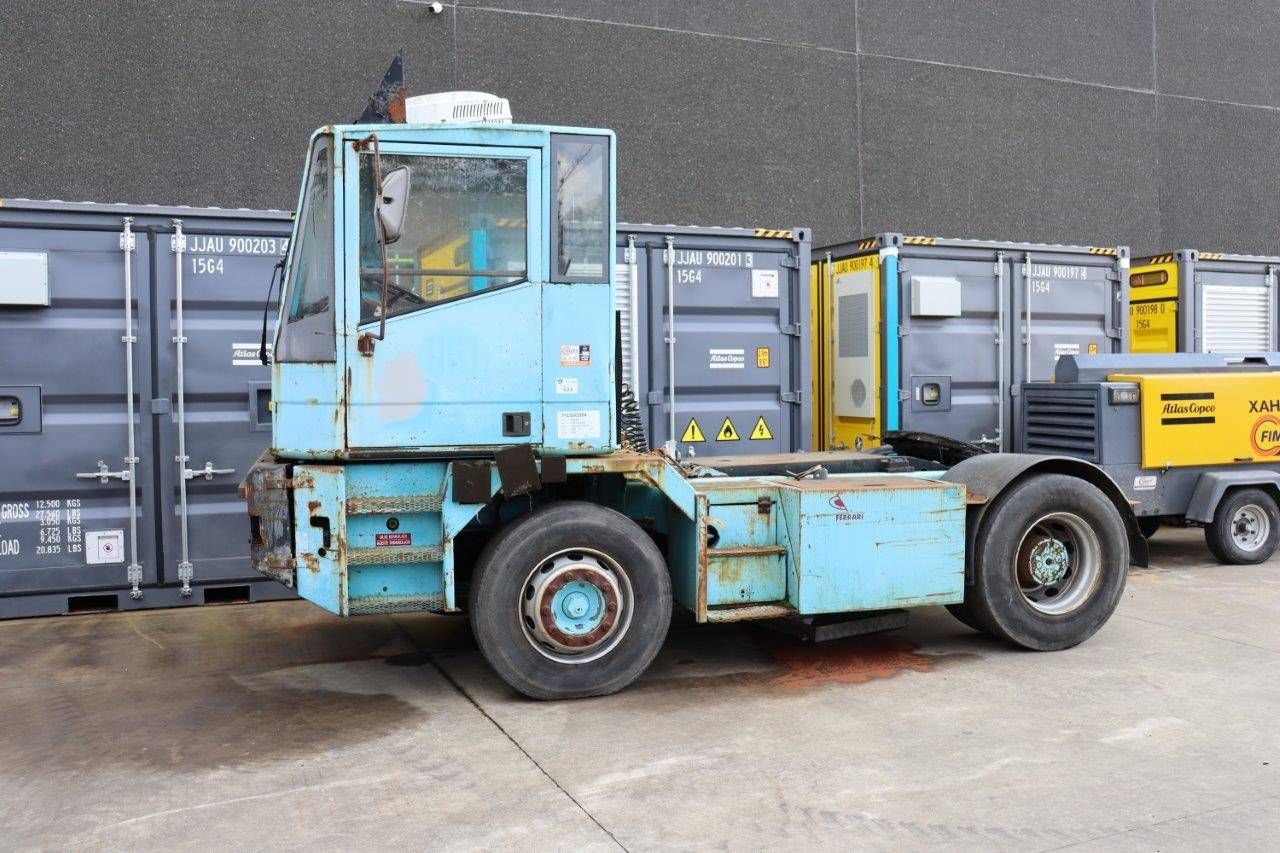 Terminal Tractor Ferrari TT2516VA Diesel 2006