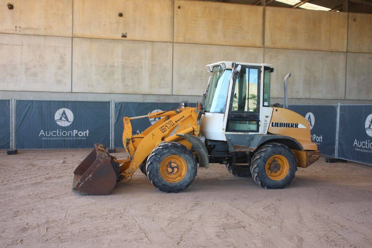 Pala gommata diesel Liebherr L510 da 58 kW, anno 2005