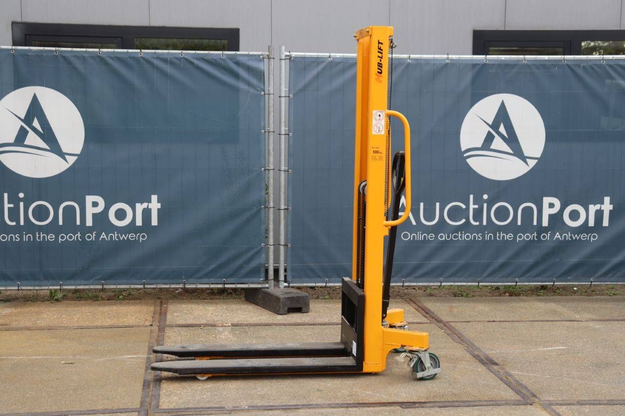 Hub-Lift Stacker HUB-LIFT Manual Pallet Stacker Other 500kg 1.5m