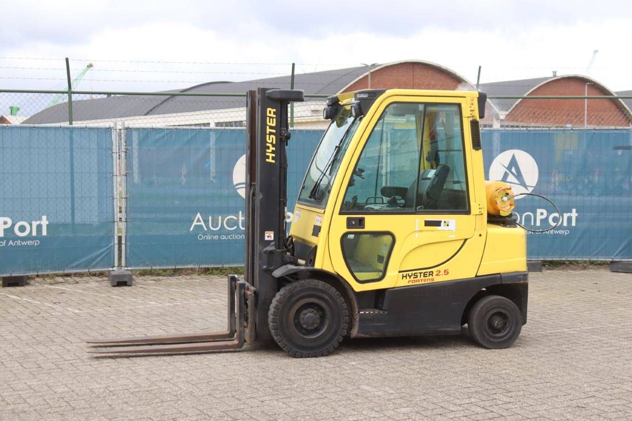 Forklift Hyster H2.5FT LPG 2350kg 4.9m 2011