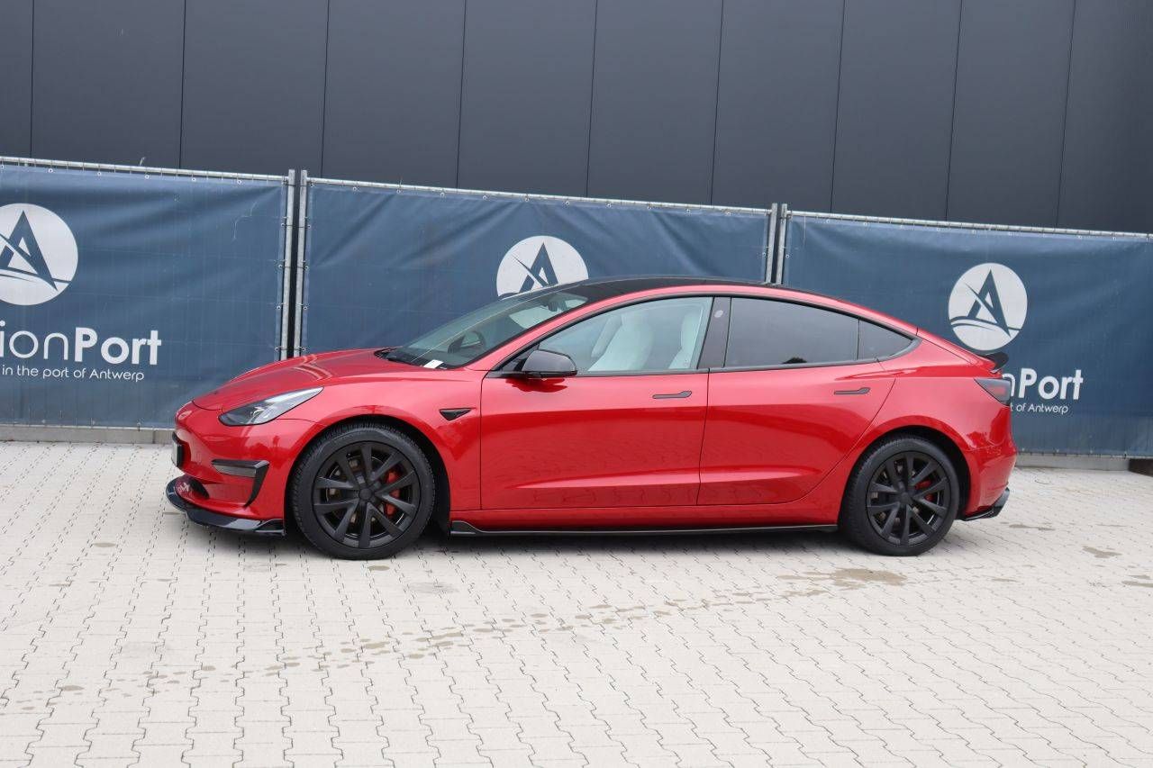 Tesla Model 3 Electric Passenger Car 283hp 2021 (Margin)