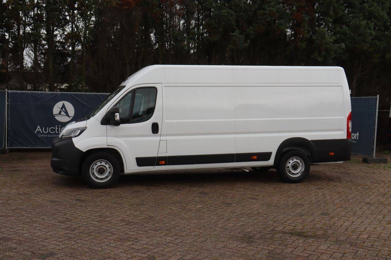 Peugeot Boxer Diesel 180hp Van 2024
