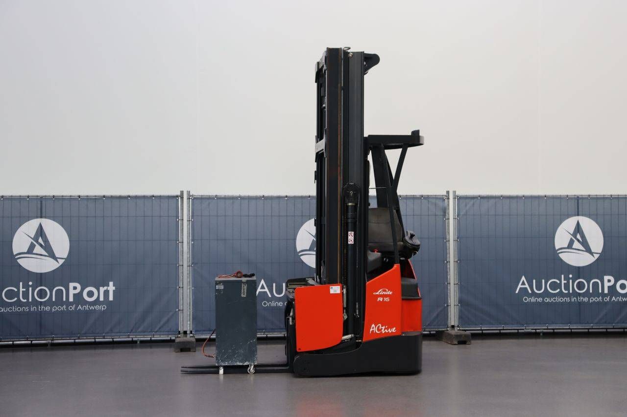 Linde R16X-03 Elektro-Schubmaststapler 1600 kg 8,4 m 2017