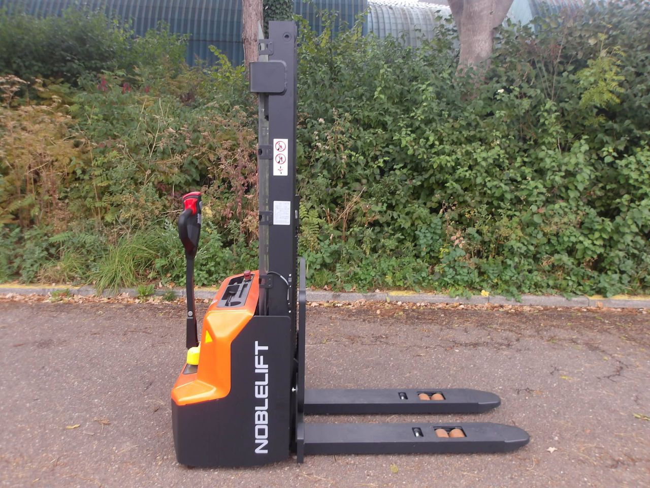 Gerbeur électrique Noblelift SWB-130D 1300 kg 3,51 m 2026 Neuf