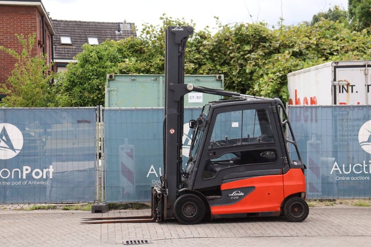 Forklift Linde E25L-01 Electric 2500kg 2012