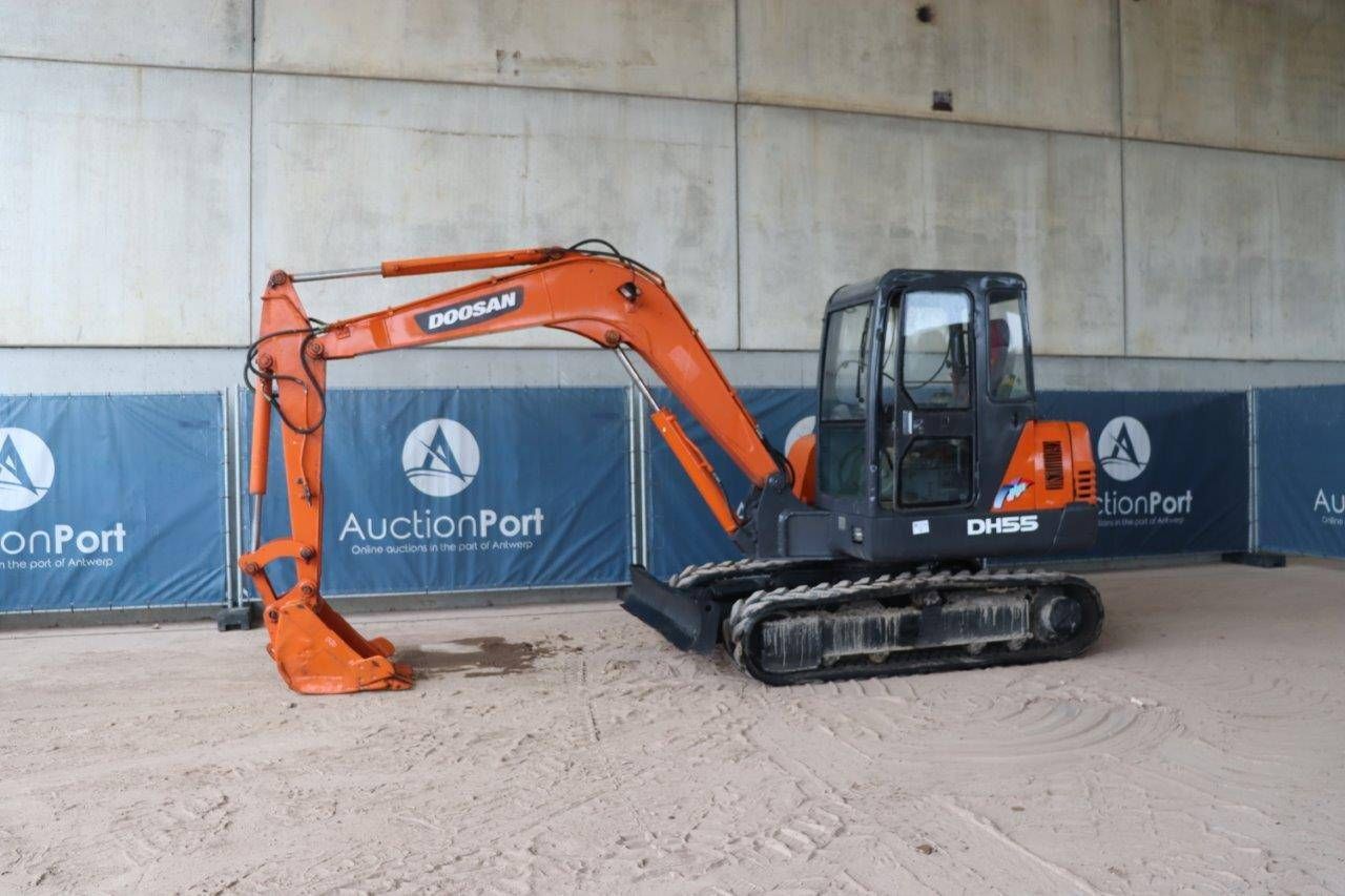 Crawler excavator Doosan DH55-V Diesel 55hp