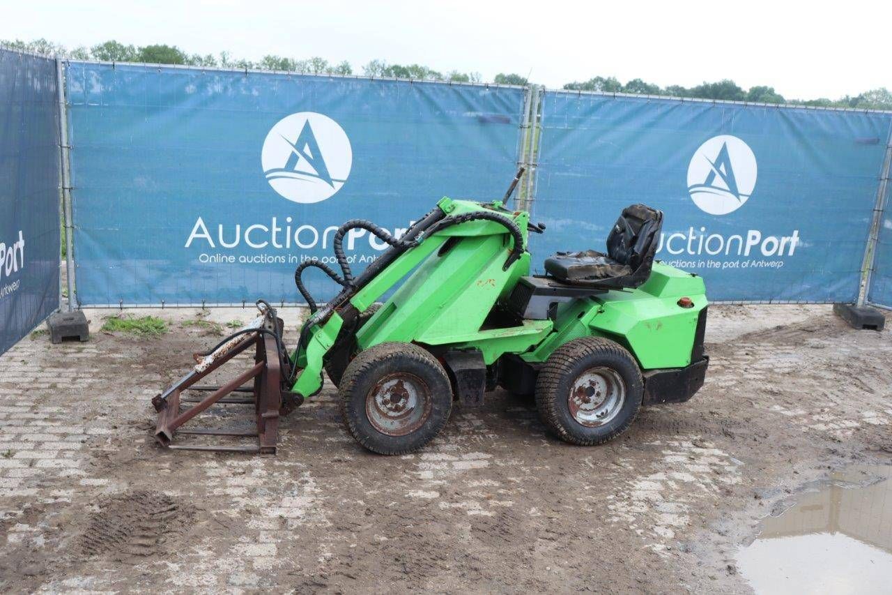 Skid steer loader Avant Multi Diesel