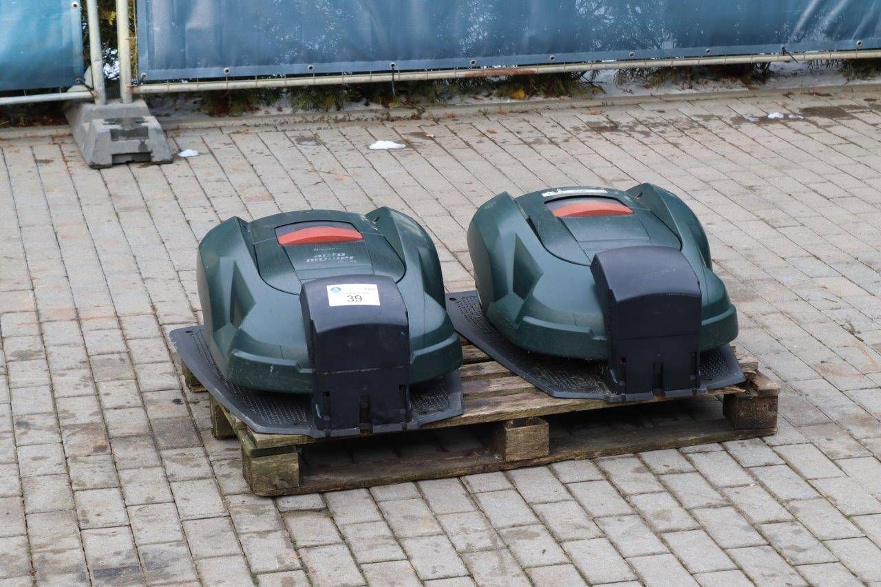Robotic lawnmowers Husqvarna Electric 2011