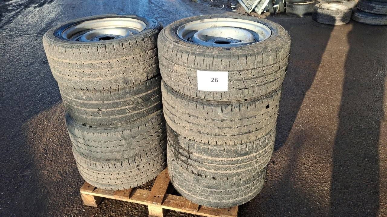 Lot of Tires 195/50R13 with Rim 8 pieces