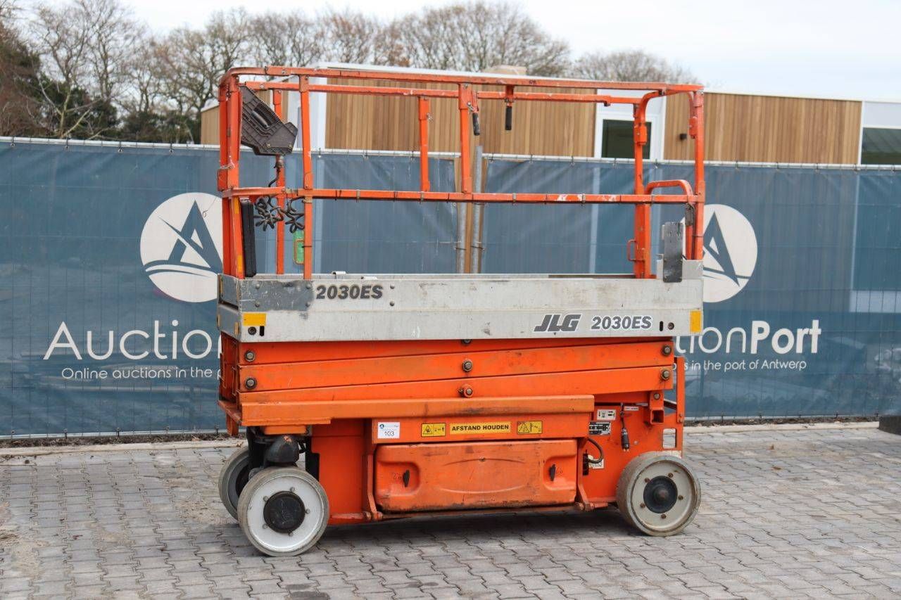 JLG 2030ES 8.1m Scissor Lift 2008 (New Battery Pack)