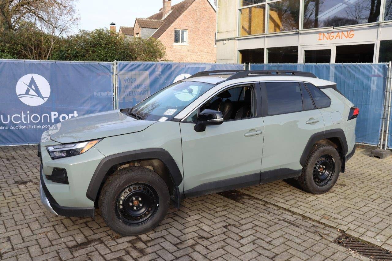 Toyota RAV4 Essence 203ch 2022