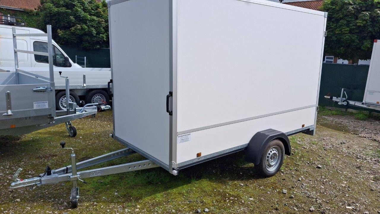 Closed Trailer Powertrailer 3.00x1.50x1.80m New
