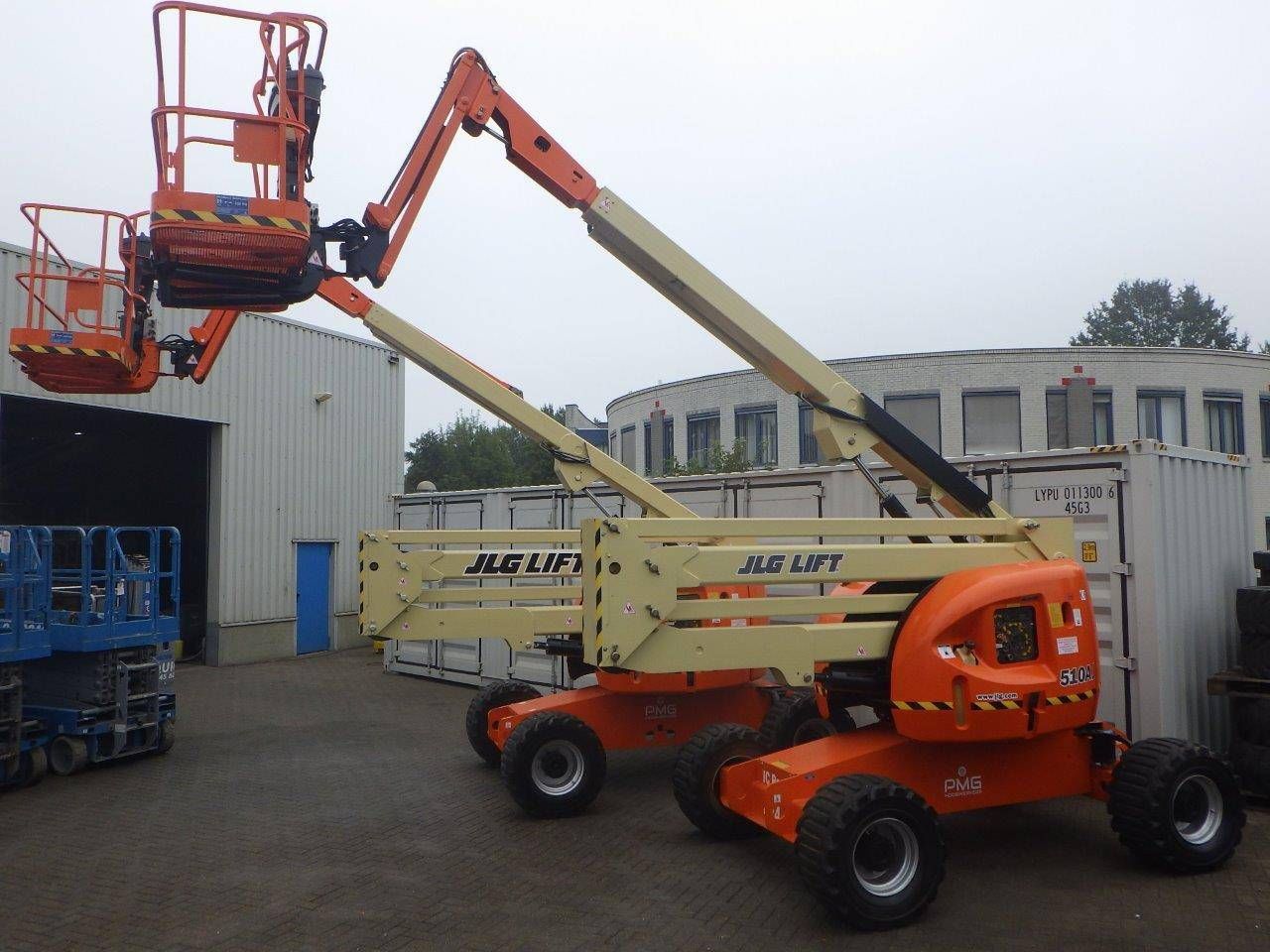 Articulated boom lift JLG 510AJ Diesel 17.81m 2008/2015 2 pieces