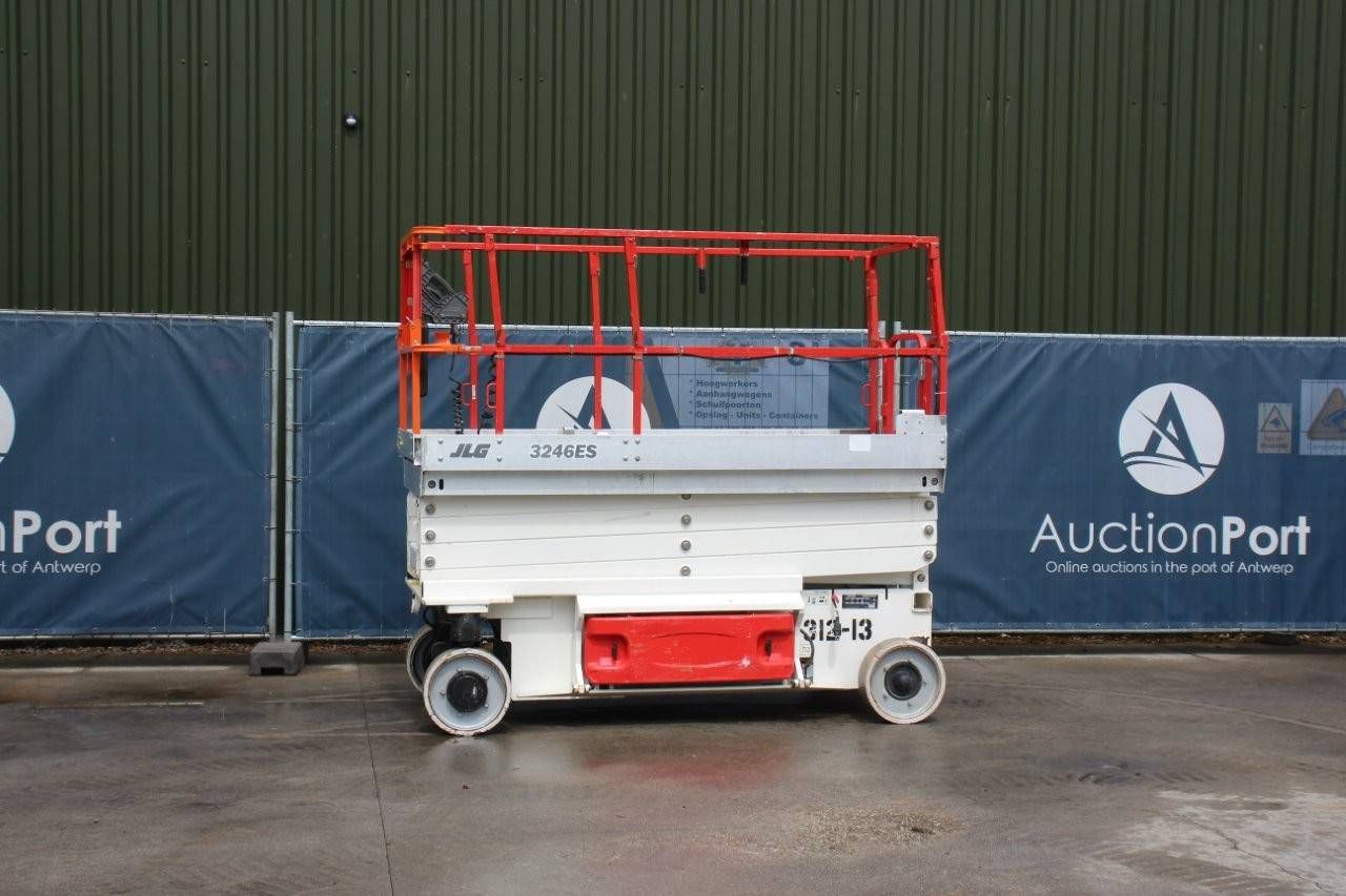 Schaarlift JLG 3246ES Elektrisch 11.68m 2009