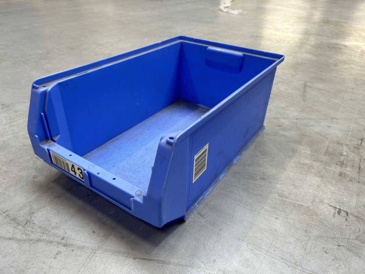 Storage bin 500x300x200mm 80 pieces