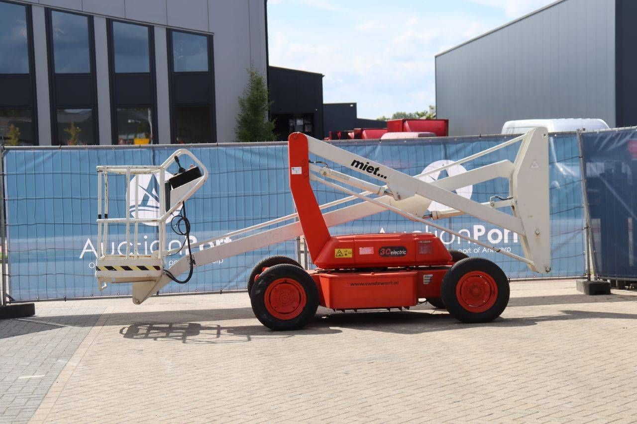 JLG 30E Electric Articulating Boom Lift 11.1m 1999