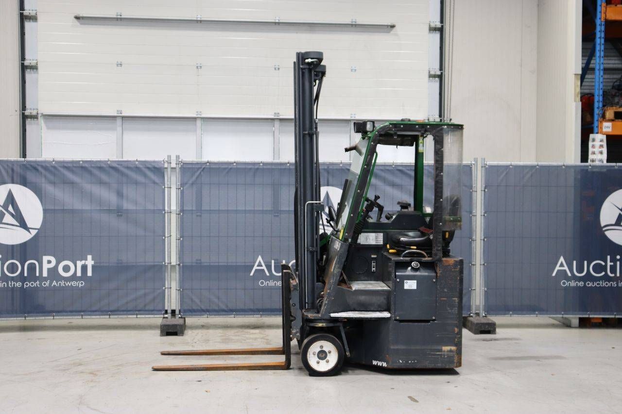 Empilhadeira Combilift C3000CB Diesel 3000kg 2014