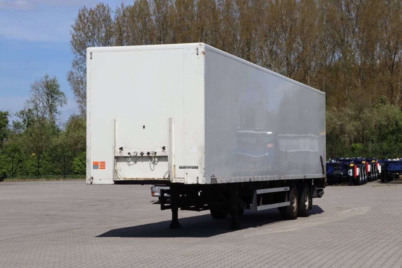 Closed Semi-trailer Groenewegen DRO-12-20 2002