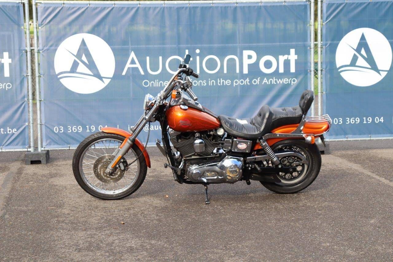 Motorcycle Harley-Davidson Dyna Wide Glide Petrol 2000