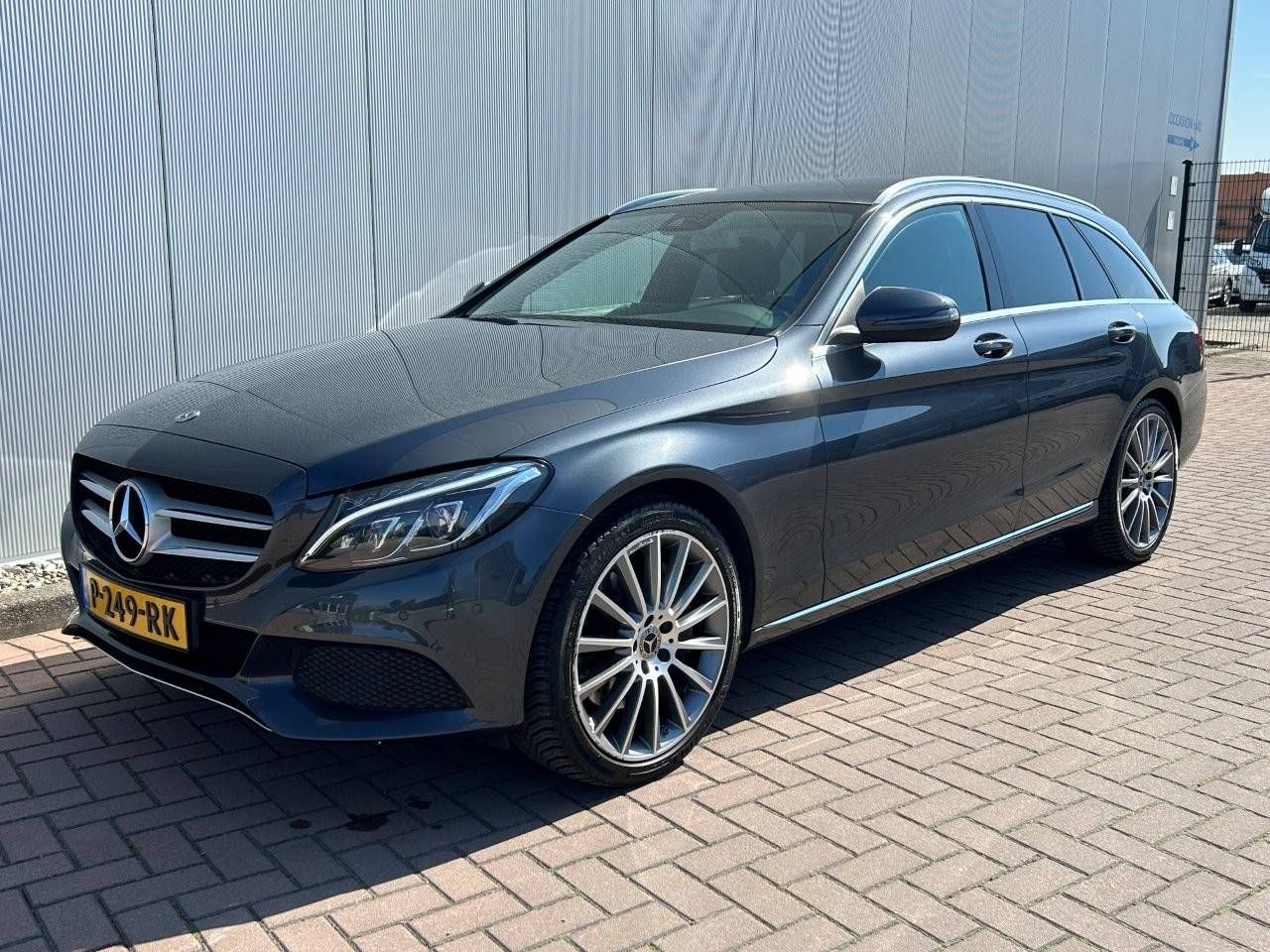 Mercedes-Benz C-Class Estate C350 e Hybrid 2015 (Margin)