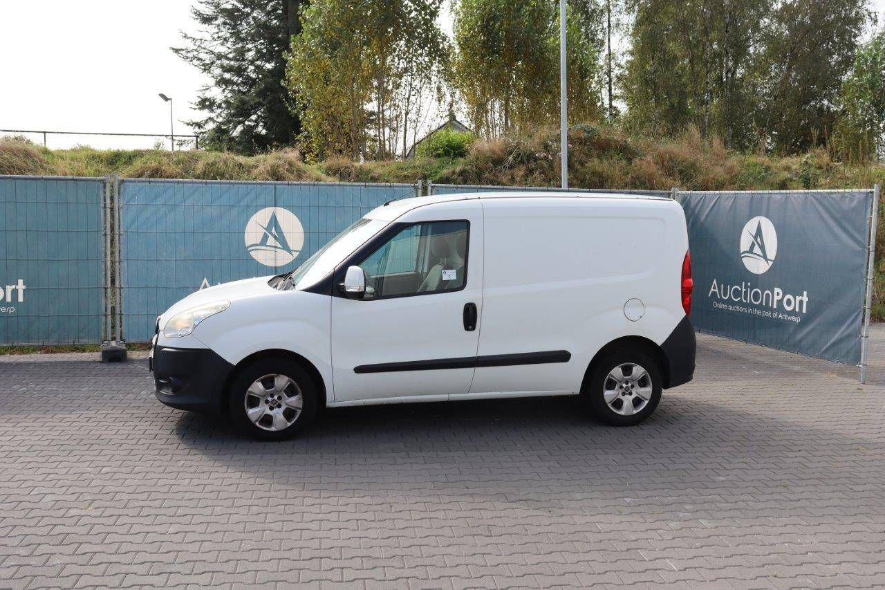 Fiat Doblo Diesel 90hp 2012 Van
