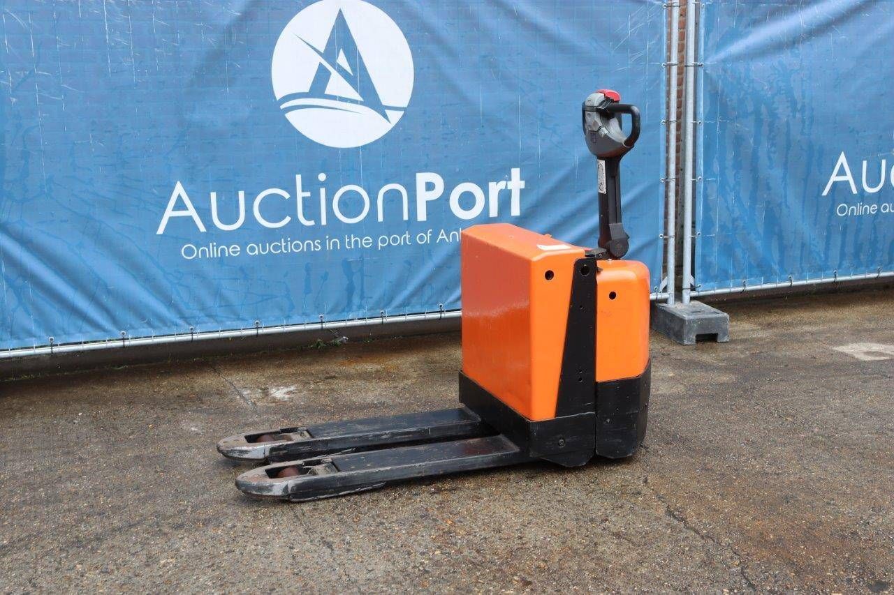 Pallet truck BT Electric 2000kg 2003