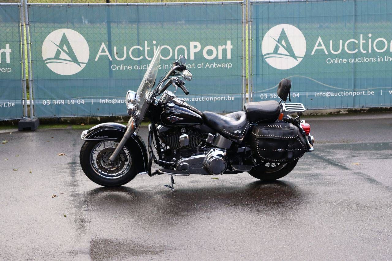 Motorrad Harley-Davidson HERITAGE SOFTAIL CLASSIC Benzin 2010
