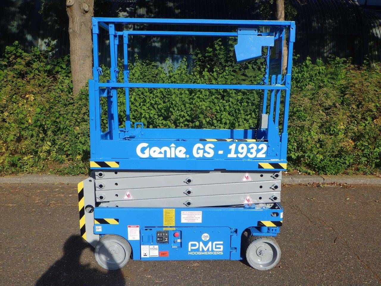 Scissor lift Genie GS-1932 Electric 7.80m 2015