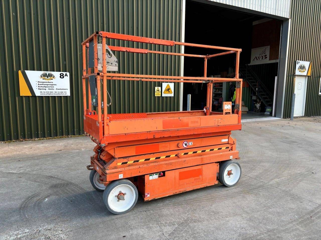 Scissor Lift Skyjack SJ III 3220 Electric 8.1m