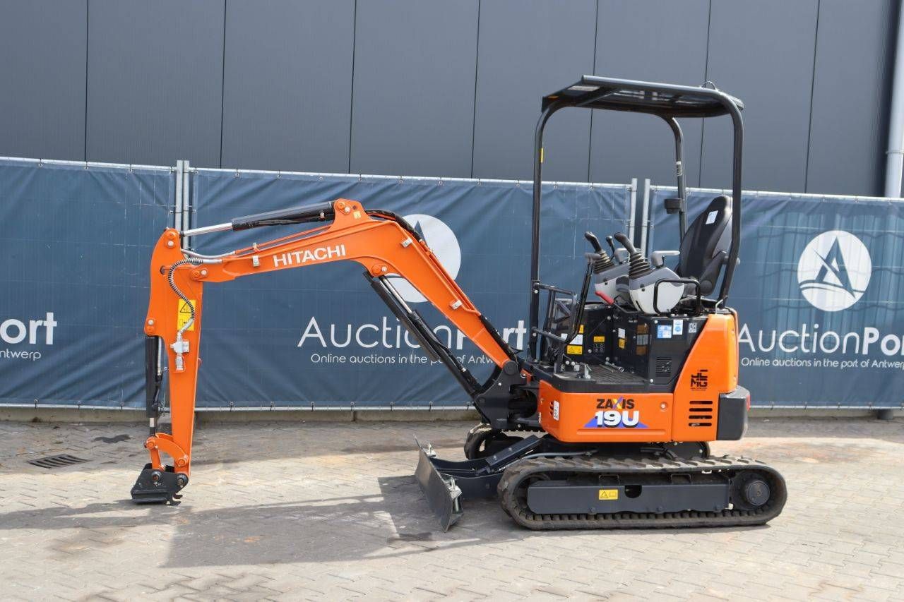 Hitachi ZX19U-6 Diesel Mini Excavator 2022 New