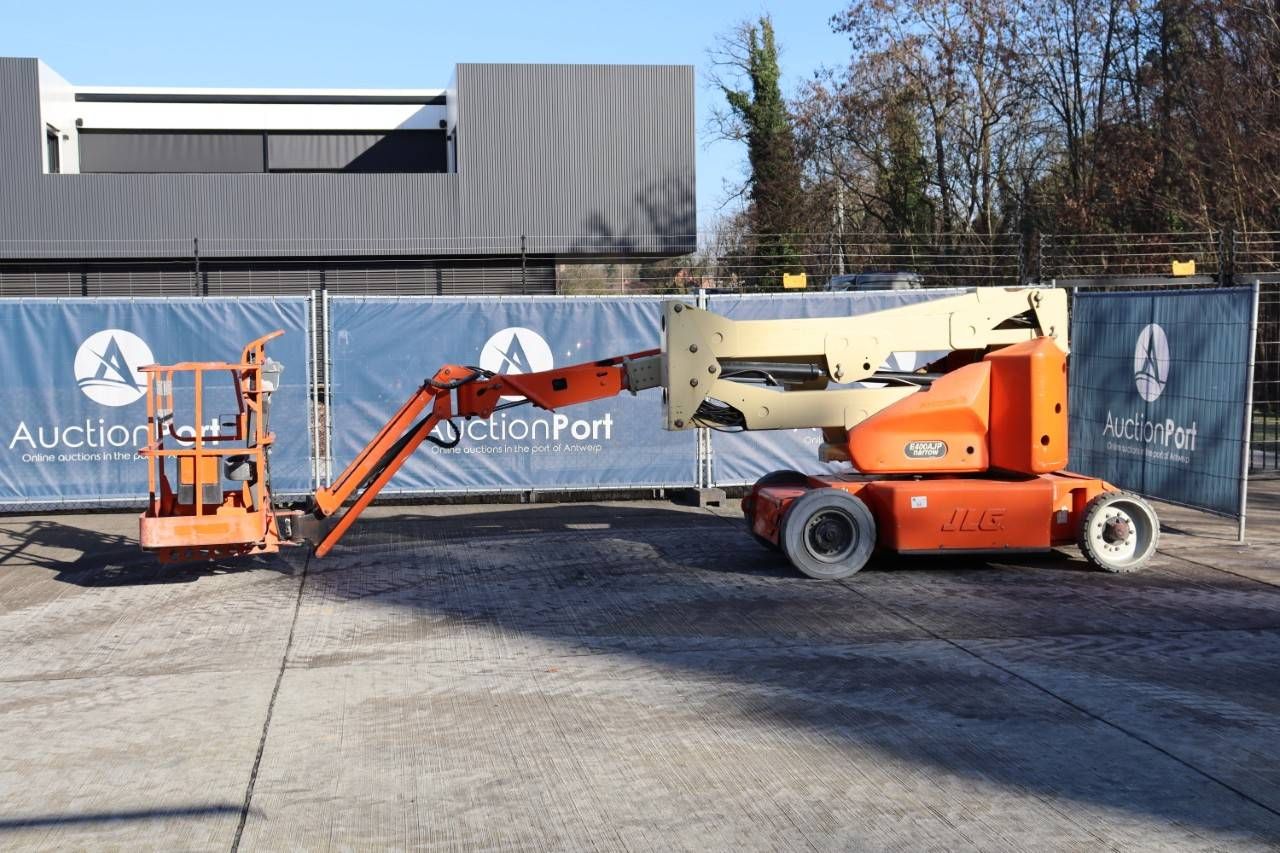 JLG E400AJPN Electric Articulating Boom Lift 14.19m 2006