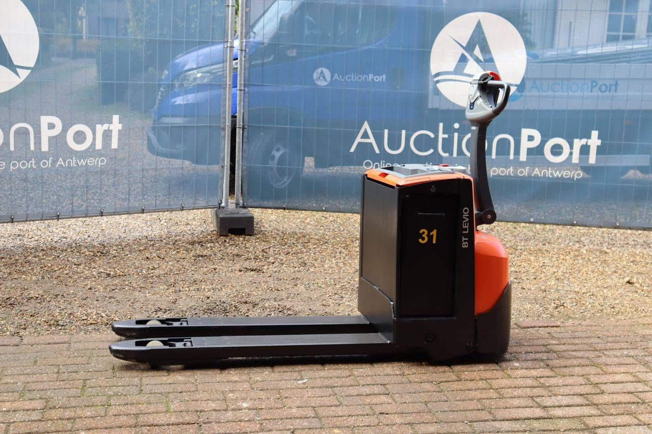 Toyota LWE200 Electric Pallet Truck 2000kg 2018