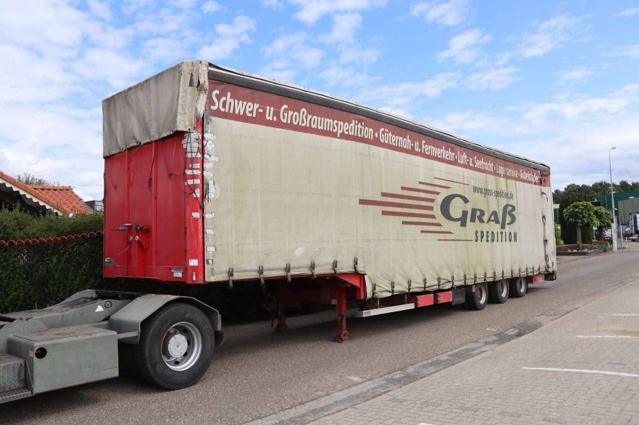 Curtain-sided semi-trailer Wiese 2006