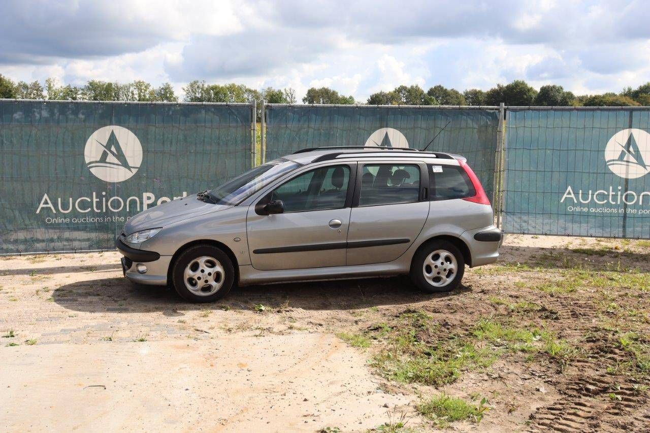 Peugeot 206 Petrol 75hp