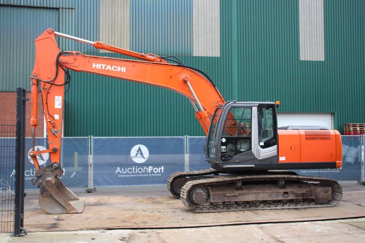 Crawler excavator Hitachi ZX210LC-3 Diesel 122kW 2008