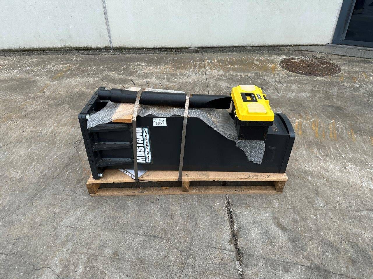 Demolition hammer Mustang HM550 New