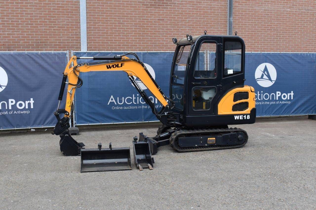Mini digger Wolf WE18 Diesel 