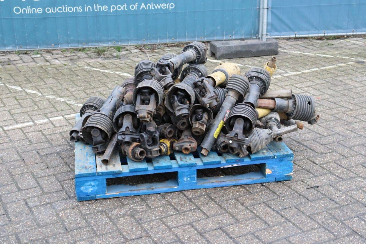 Lot of PTO shafts on pallet